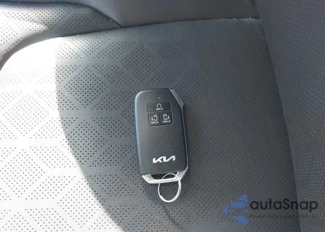 2023 Kia Carnival Mpv Lx Seat Package from USA, damaged, VIN KNDNB4H30P6259620